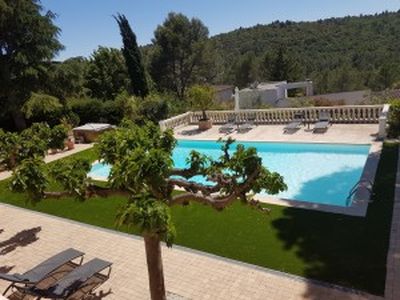 Notre zone d'activité pour ce service Pose de gazon artificiel